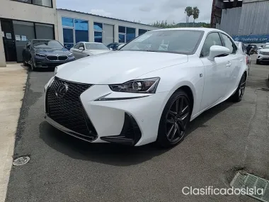 Lexus IS 2020