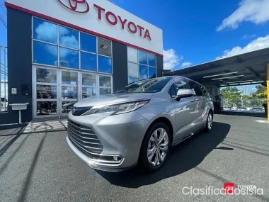 Toyota Sienna 2022