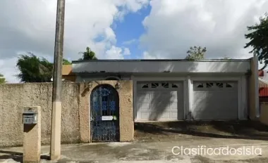 Purchase Corner One Story house in the neighborhood of Quint