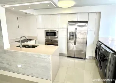 apartment just steps away from the Condado beach