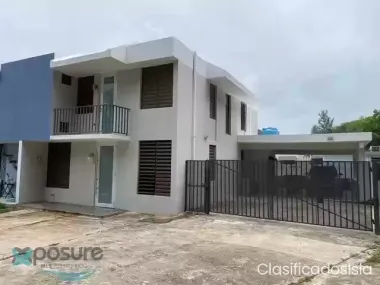 Excelente ubicación! Hermosa residencia en esquina completa