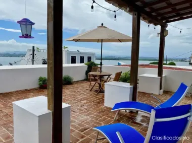 third floor Pent House on  Del Sol 13