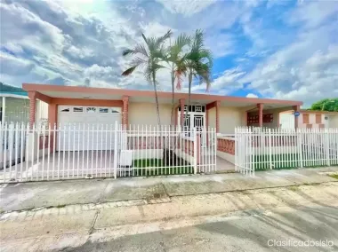 Beautiful updated property in the most central location 