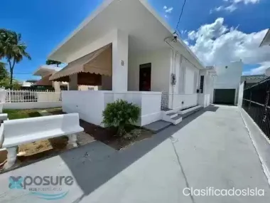 Quaint, single floor lay out with three bedrooms.