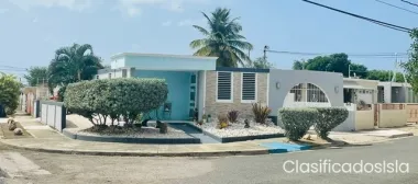 Hermosa Casa de Esquina