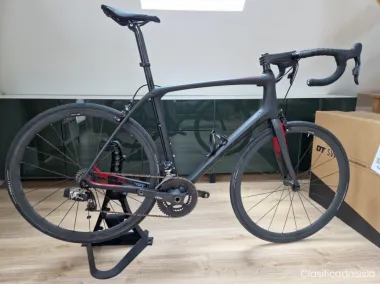 2022 Trek Madone SLR 6