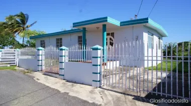 110 Calle Archipeligo, Aguadilla, PR 00603