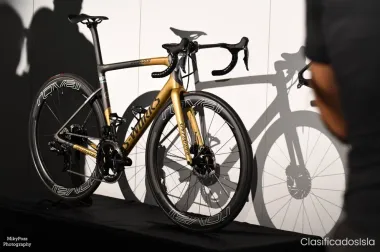 2020 Specialized S-Works Roubaix - Sagan Collection 