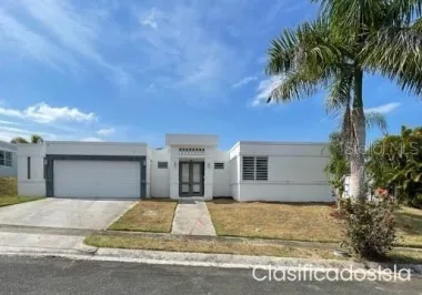 Clavel Clavel St. CAGUAS, PR 00725