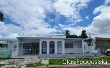 A beautiful home for singles and family .