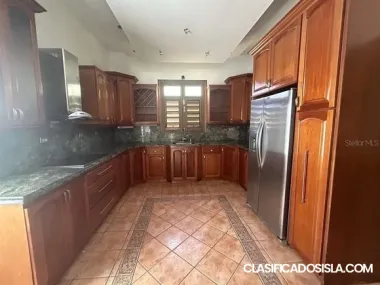 Hermosa propiedad de residencia disponible ahora