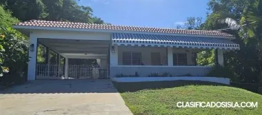 Everything in Right Place in this 3BEDROOM 2 BATHS APARTMENT