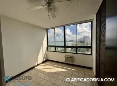 ¡Apartamento inacabado de 2 dormitorios y 2 baños disponib