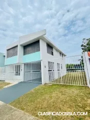 A24 1st st Urb Villas de Levittown