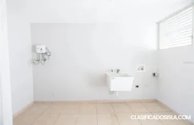 AVAILABLE FOR RENT AND MOVE IN NOW