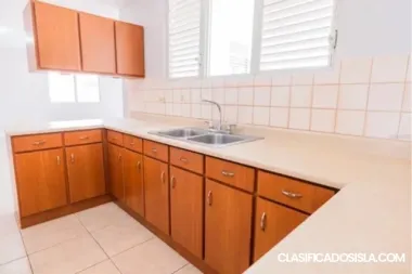 BEAUTIFUL HOME AVAILABLE TO MOVE IN