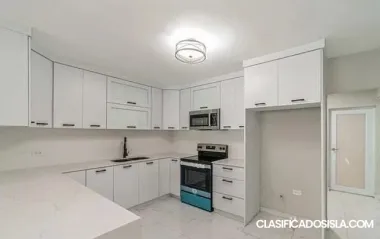 CASA COMPLETAMENTE REMODELADA