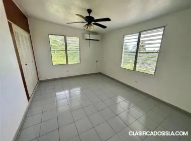 Encantadora casa en barrio tranquil