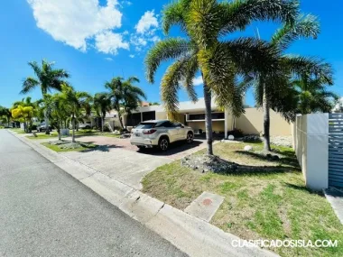 Hermosa Residencia con Piscina