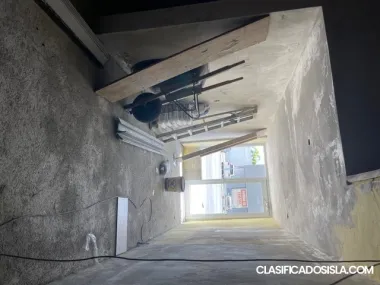 Local en Naguabo frente a Econo