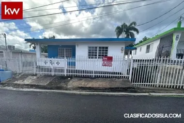 Bo Guzman Abajo, Casa en Rio Grande