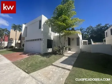 Casa Urb. Rio Cristal - Encantada