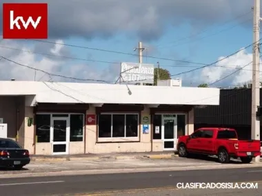 Negocio en Ave. Pedro Albizu Campos