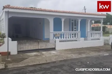 Urb. Las Antillas, Casa en Salinas