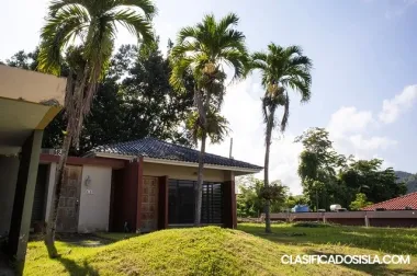 Urb. Quintas De San Luis