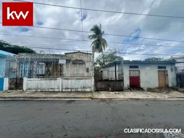 Urb. Villa Palmeras, Casa en S J