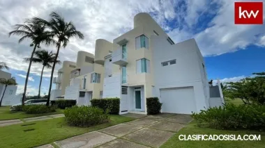 Villa en Urb. Villas Del Golf Este