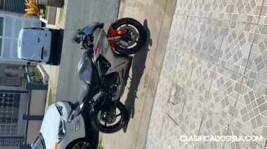 Gsxr 750 se vende