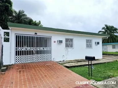 Casa de un solo nivel con 3 habitaciones