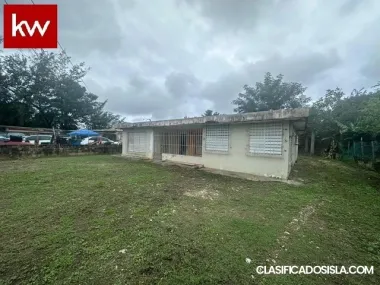 Bo. Algarrobo, Casa en Vega Baja