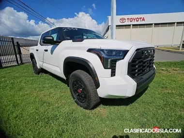Toyota Tundra 4WD 2024
