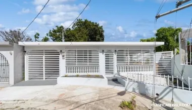 Amplia casa familiar en alquiler con opción a compra.