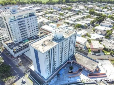 Building Olimpo Plaza 1002 Ave