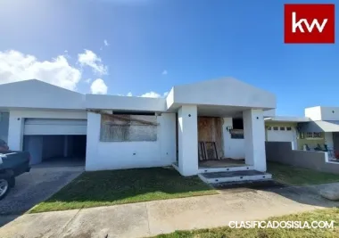 CASA EN URB. PASEO COSTA SUR