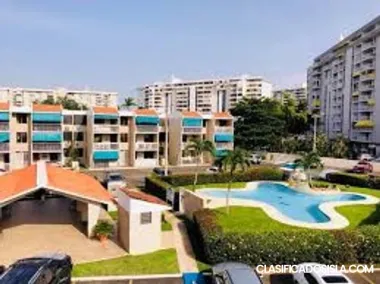 Cond villas Carolina isla verde