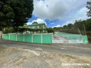 Hermosa Casa con Amplio Terreno
