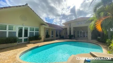 PASEOS DE LA FUENTE- Mansion