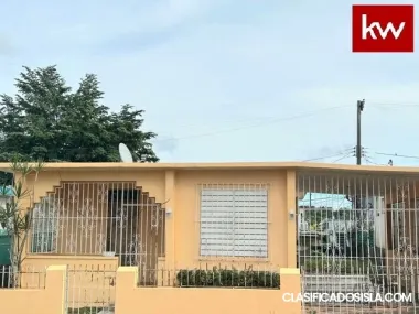 Urb. Las Lomas, Casa en San Juan