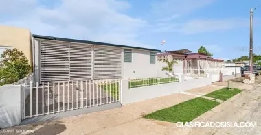 38 Sagrada Familia Bonneville