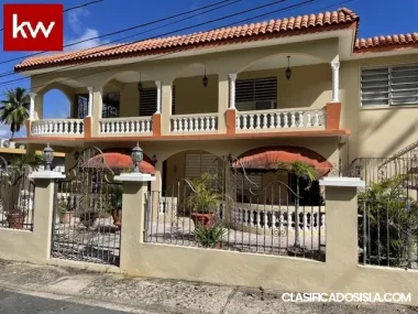 Bo. Espinosa, Casa en Dorado