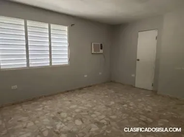 AVAILABLE FOR RENT AND MOVE IN