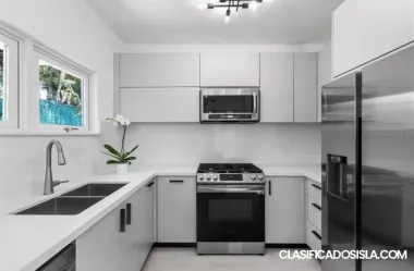 CASA DE LUJO EN ALQUILER