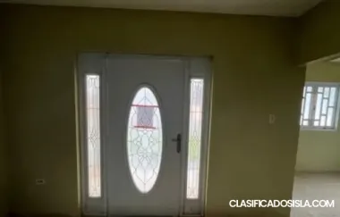 AVAILABLE FOR RENT AND MOVE IN