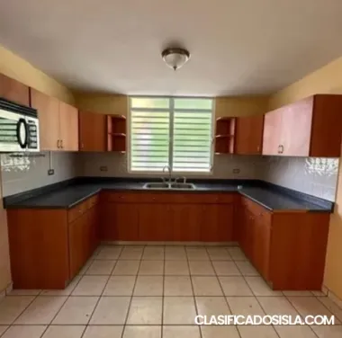 AVAILABLE FOR RENT AND MOVE IN