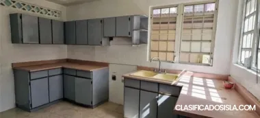 AVAILABLE FOR RENT AND MOVE IN