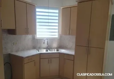 AVAILABLE FOR RENT AND MOVE IN